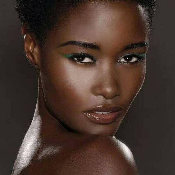 eye makeup for dark skin tones